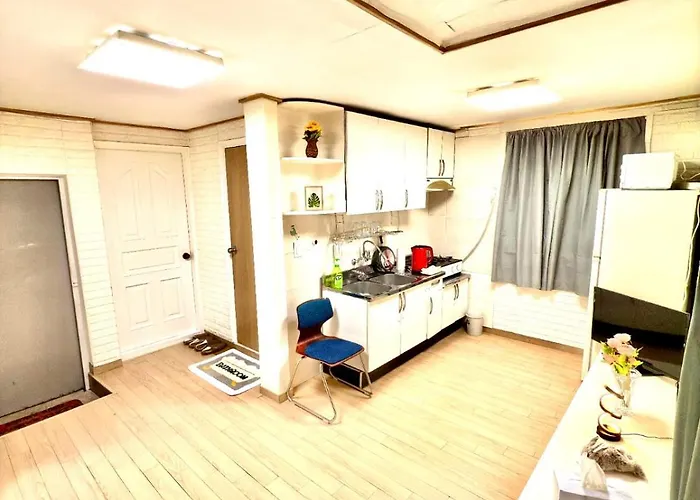 Private Family Home, 2-bedrooms Сasa de vacaciones *