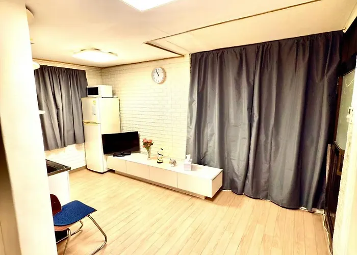 Сasa de vacaciones Private Family Home, 2-bedrooms Seúl