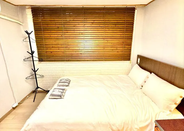 Private Family Home, 2-bedrooms * Seúl